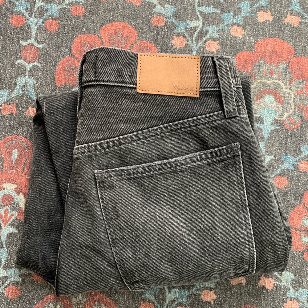 Madewell Baggy Tapered Jeans, Size 26- Mackinnon Wash (black/grey)